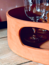 Charger l'image dans la galerie, Plateau Rond Faïence Rouge Brut