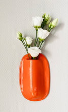 Charger l&#39;image dans la galerie, Vase Mural Orange
