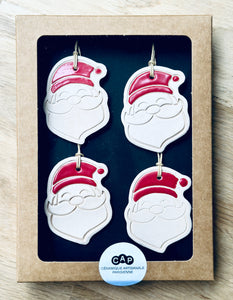 Boîte de 4 pendentifs Père Noël pour sapin