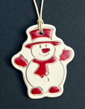 Charger l&#39;image dans la galerie, Boîte de 4 pendentifs Bonhomme de neige pour sapin de Noël
