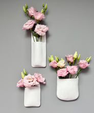 Charger l&#39;image dans la galerie, Vase Mural Blanc 2
