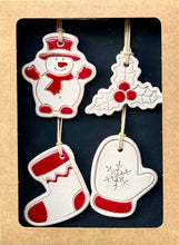 Charger l&#39;image dans la galerie, Boîte de 4 pendentifs pour sapin de Noël
