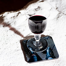 Charger l&#39;image dans la galerie, Dessous de Verre - CAFÉ CLOUTÉS
