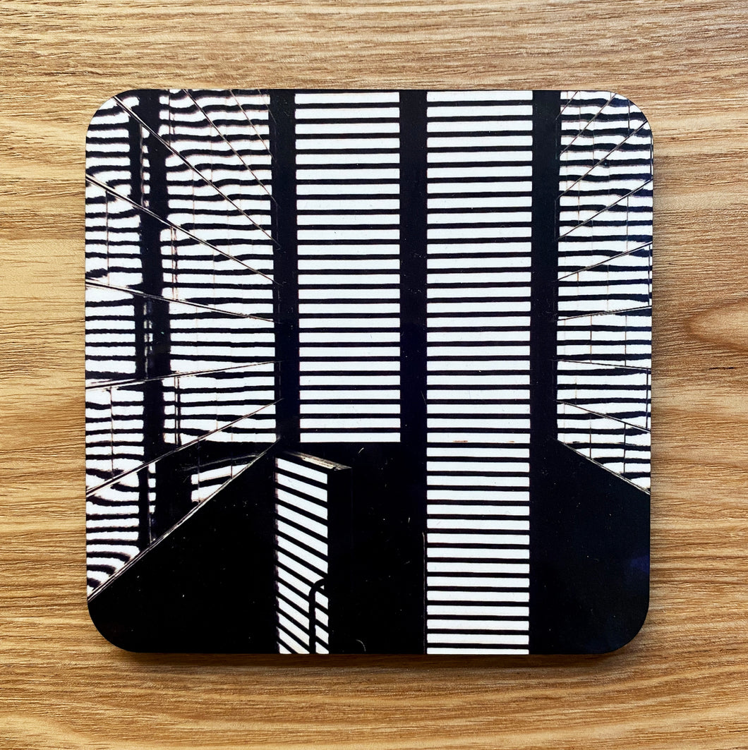 Dessous de Verre - LIGHT STRIPES @ LES BAINS