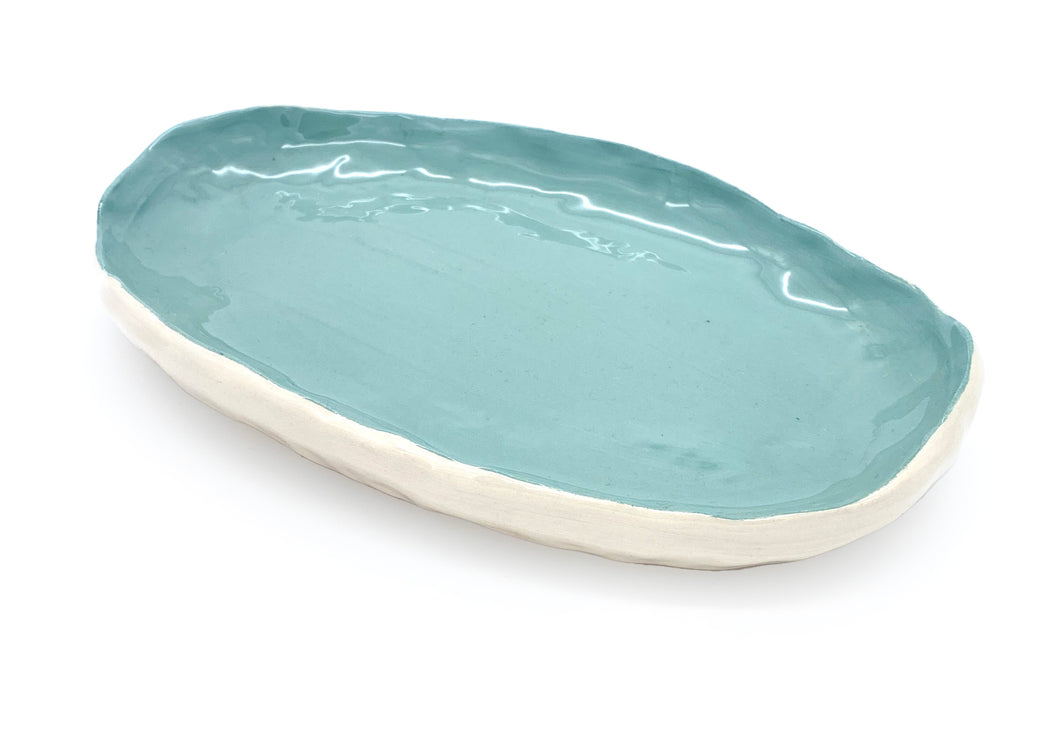 PETIT PLAT ÉCRU ET VERT CÉLADON